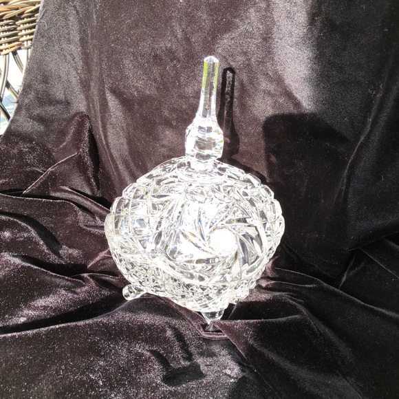 Vintage Lead Crystal Footed Candy Dish With Lid - Picture 8 of 14